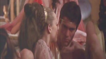 Naughty America වෙතින් පොළඹවන Kali Roses සහිත තරුණ චිත්‍රපටය