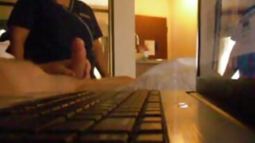 True Anal වෙතින් උණුසුම් Febby Twigs සමඟ Fishnets action