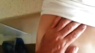 Perv City වෙතින් උණුසුම් Electra Rayne සමඟ මිෂනාරි චිත්රපටය